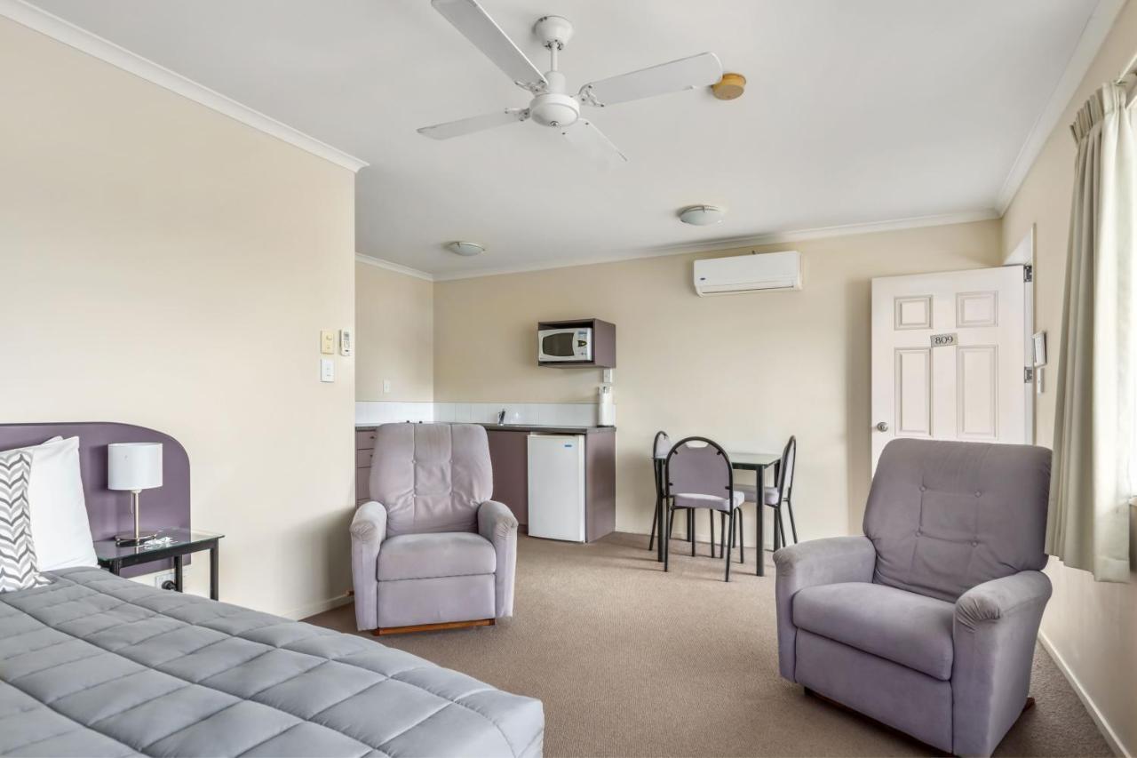 מסטרטון Bk'S Chardonnay Motor Lodge מראה חיצוני תמונה