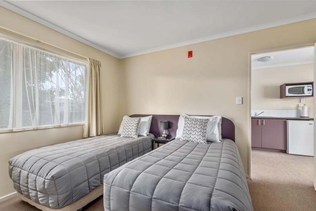 מסטרטון Bk'S Chardonnay Motor Lodge מראה חיצוני תמונה