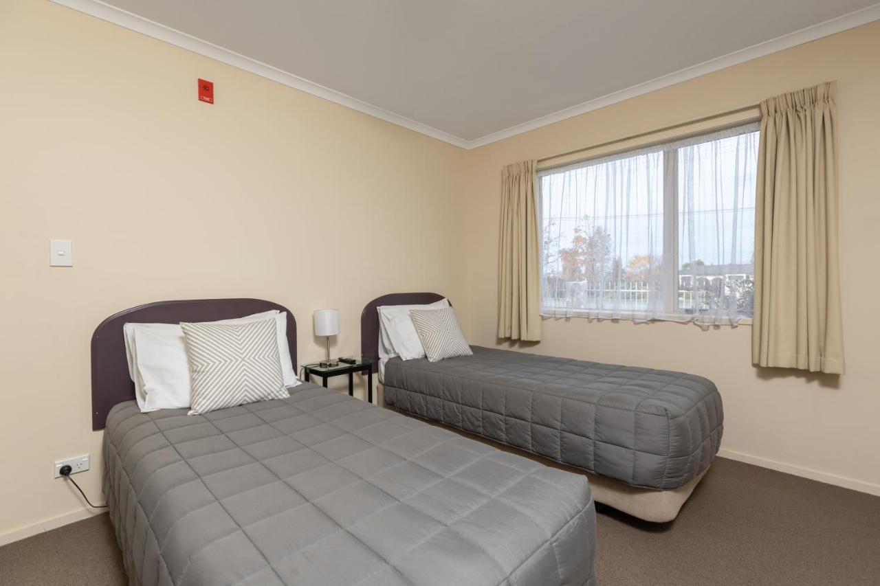 מסטרטון Bk'S Chardonnay Motor Lodge מראה חיצוני תמונה